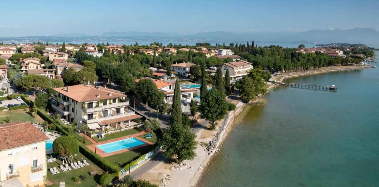 Lakeview Apartment Primea Sirmione Exteriör bild