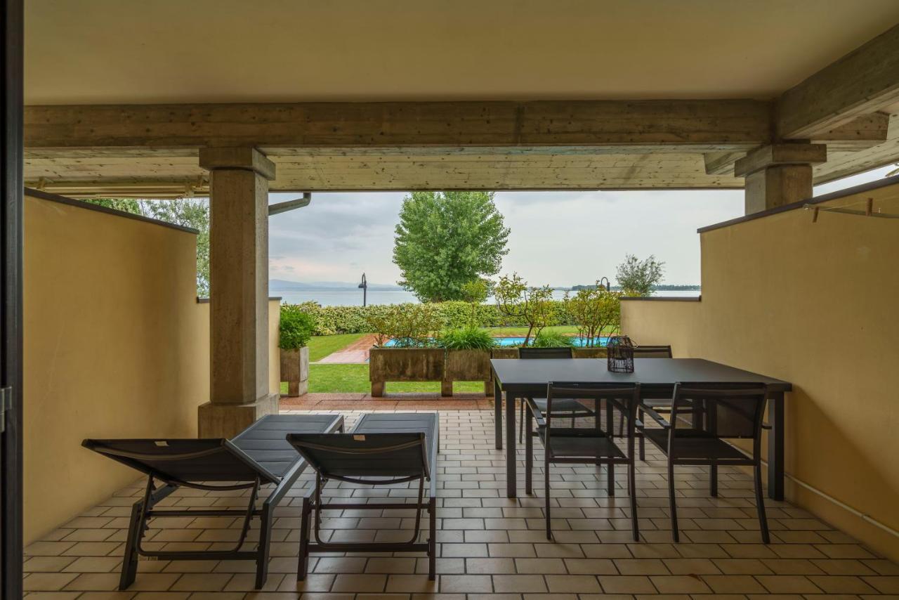 Lakeview Apartment Primea Sirmione Exteriör bild