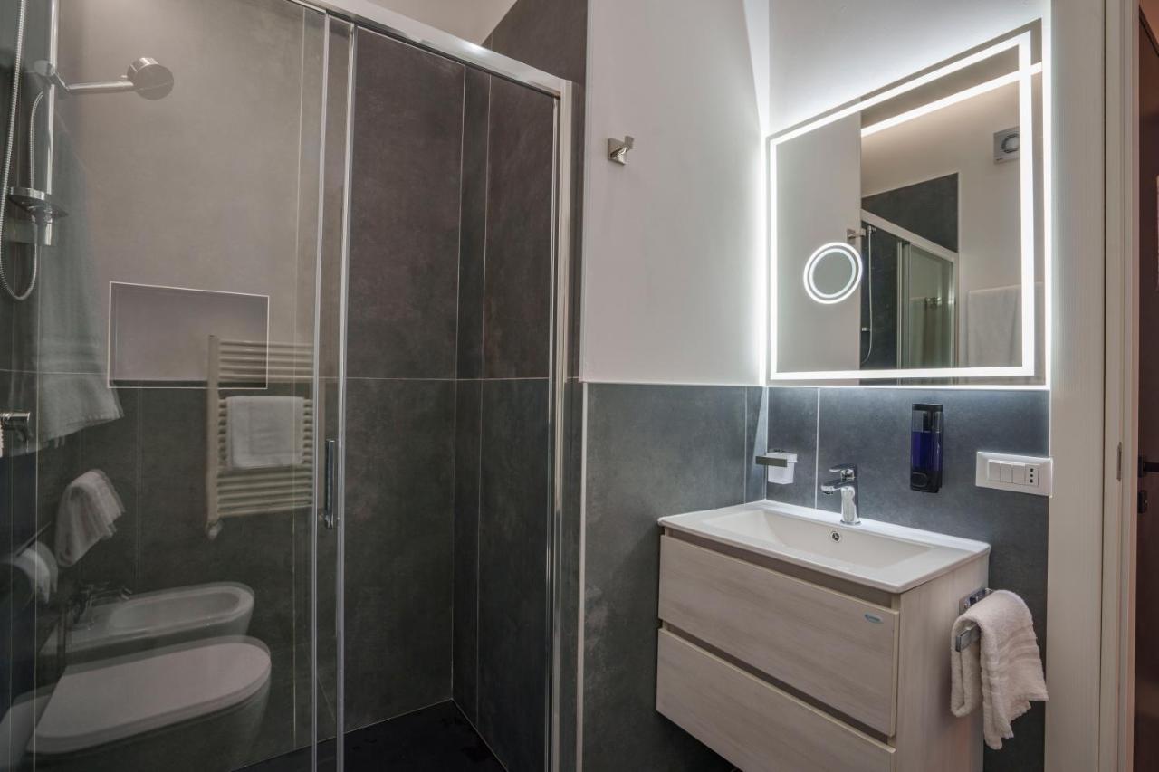 Lakeview Apartment Primea Sirmione Exteriör bild